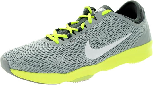 Nike sports shoes used