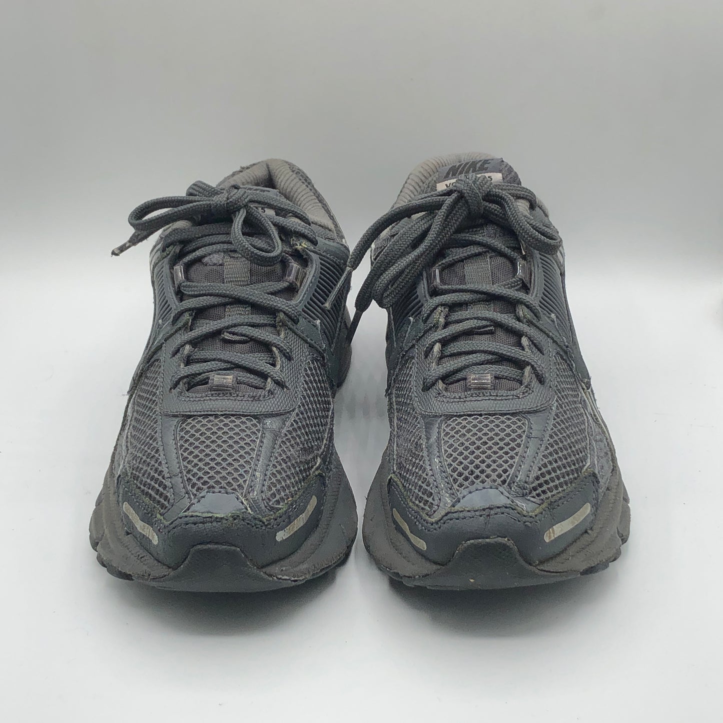 EUR SIZE 39 | NIKE Zoom Vomero 5