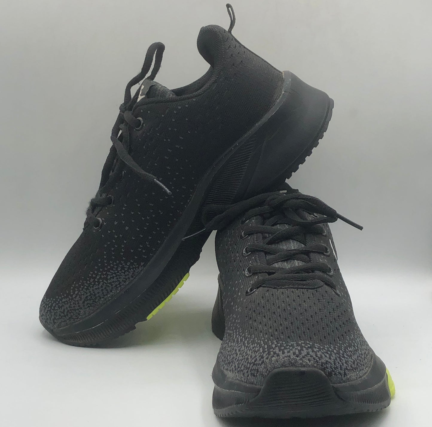 EUR SIZE 39 | Nike Zoom Air Running Shoes