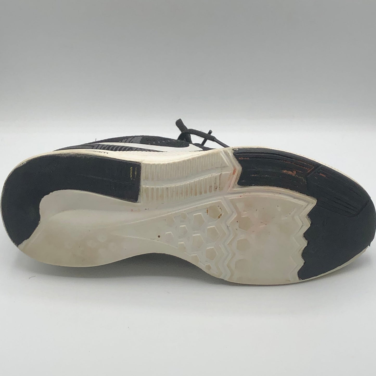 EUR SIZE 40 | NIKE AIR ZOOM SNEAKERS