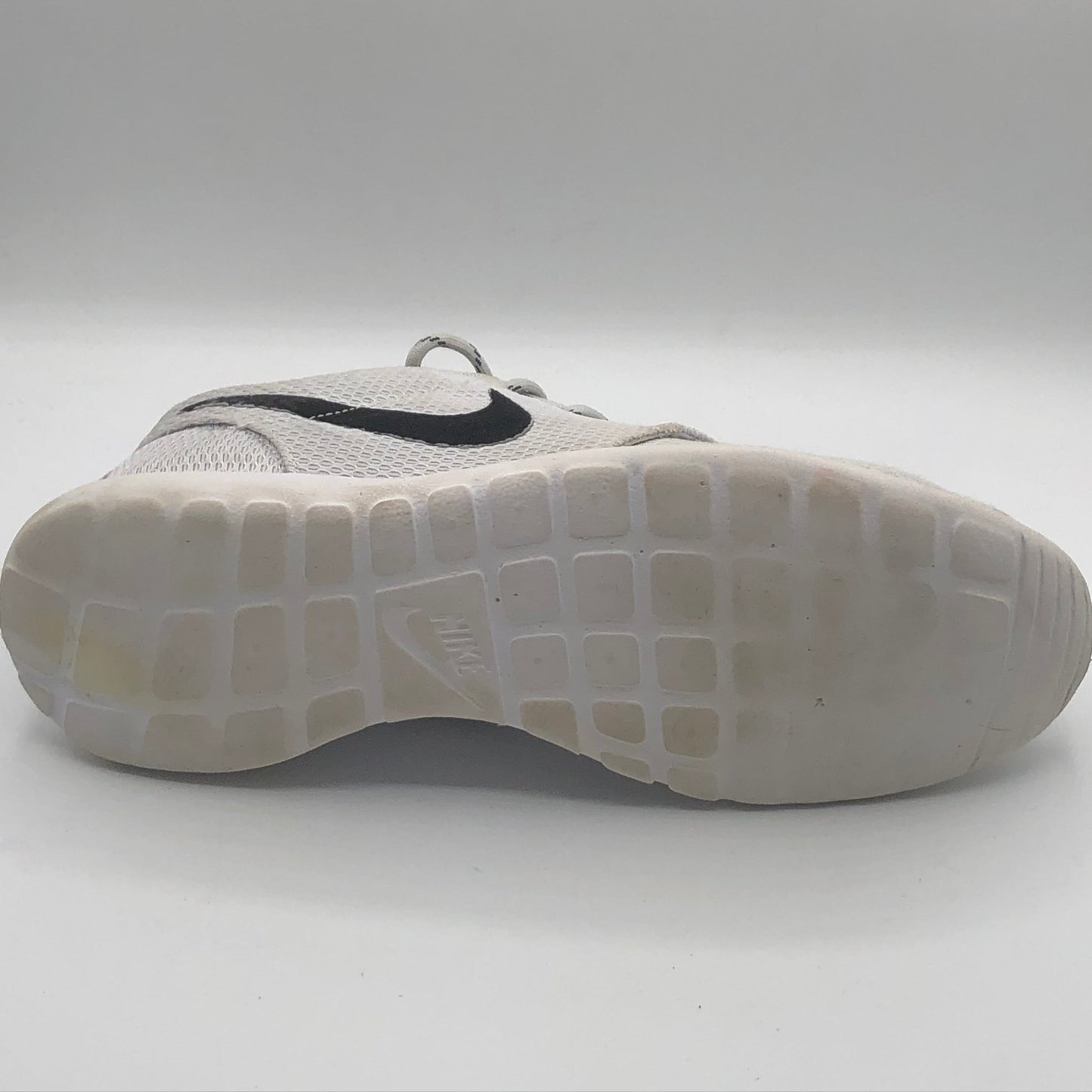 EUR SIZE 40.5 | Nike Rosherun Suede Mens Running Shoes