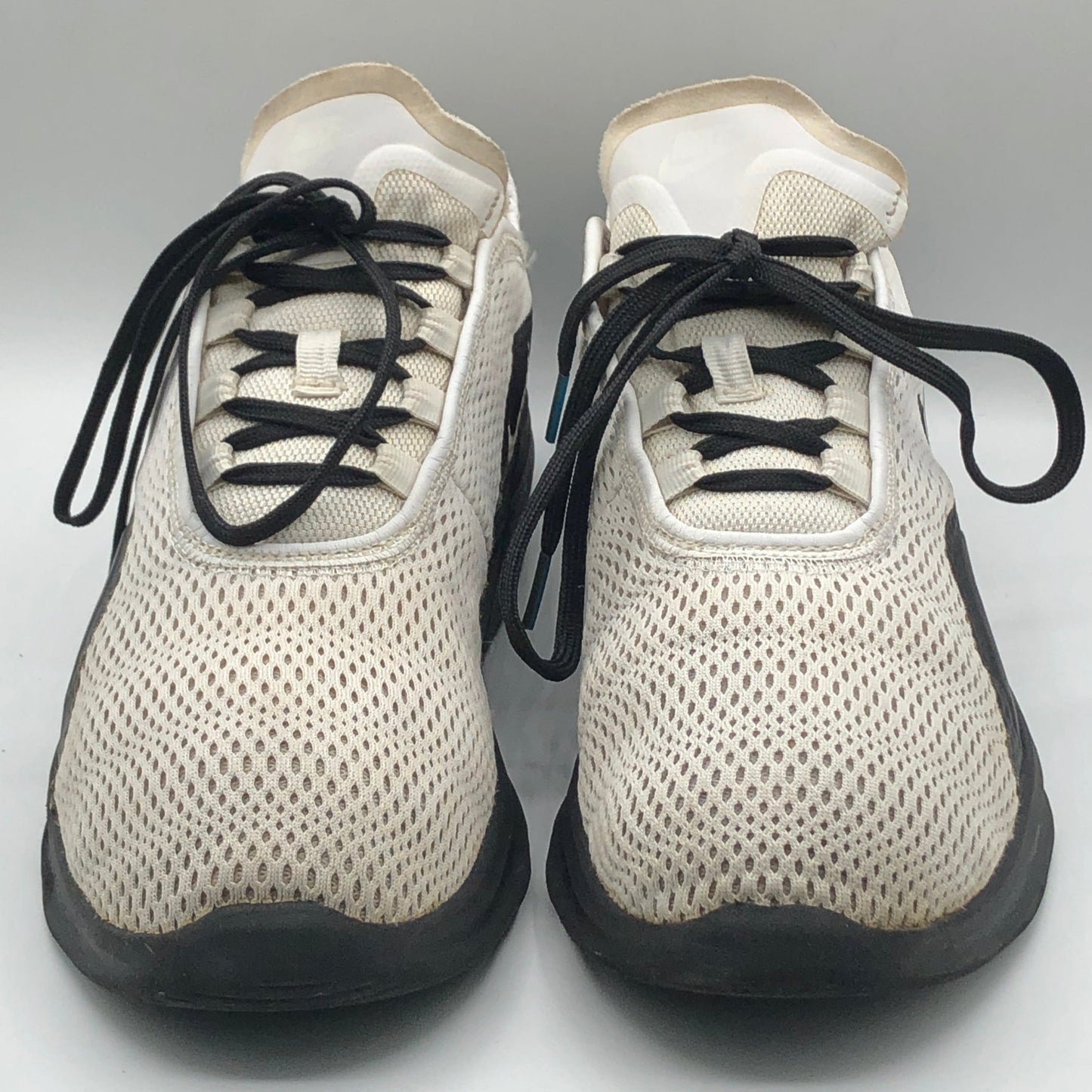 EUR SIZE 42 | Nike Air Max Motion