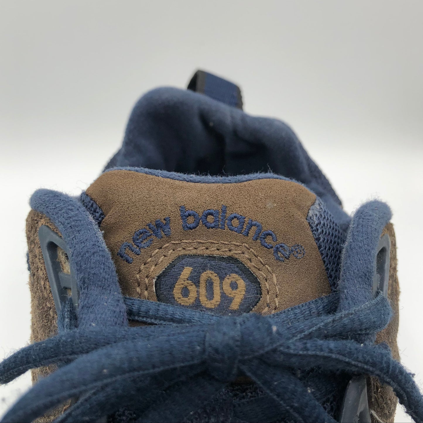 EUR Size 42.5 | new balance 609