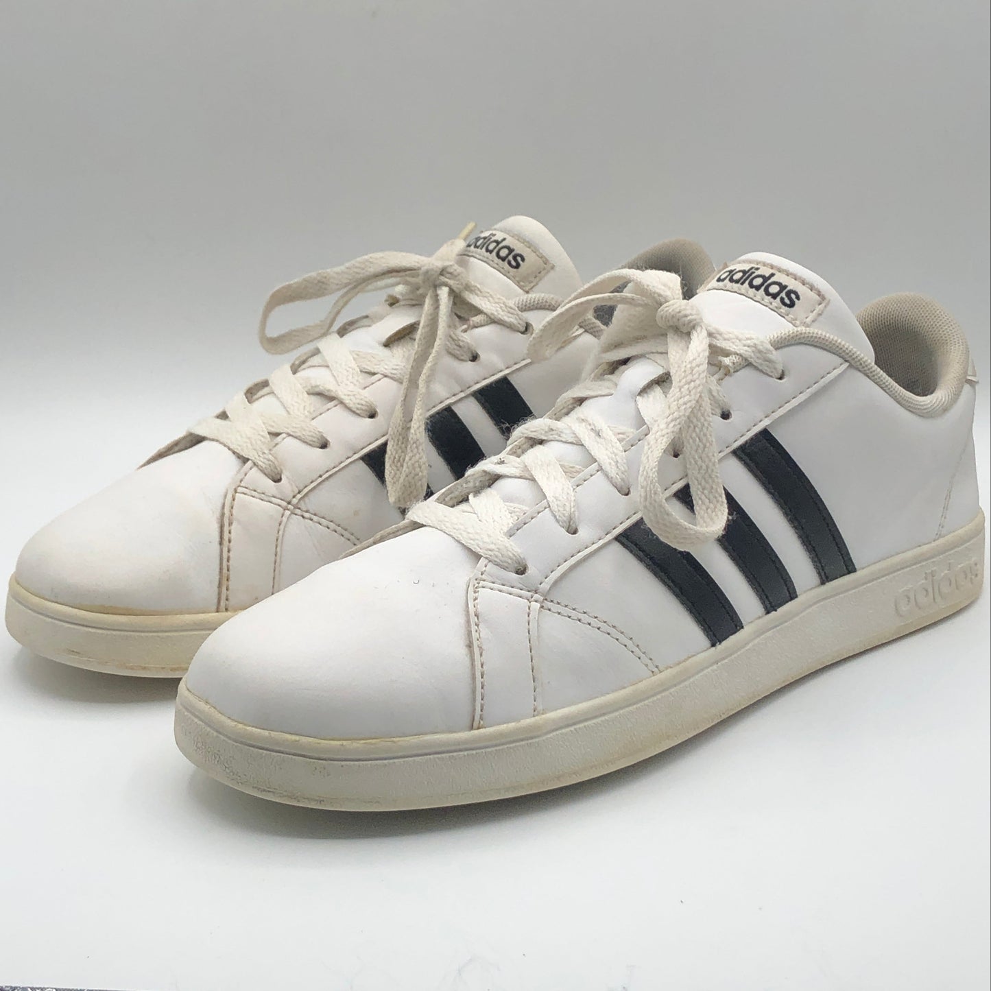 EUR SIZE 40 | ADIDAS GRAND COURT