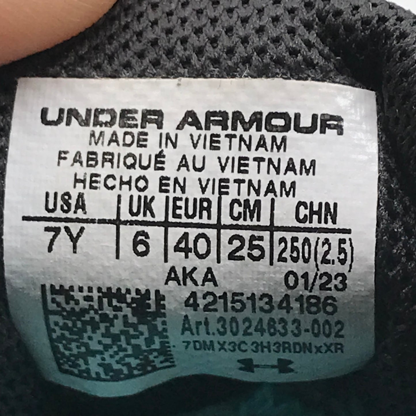 EUR SIZE 40 | Under Armour Essential sneakers