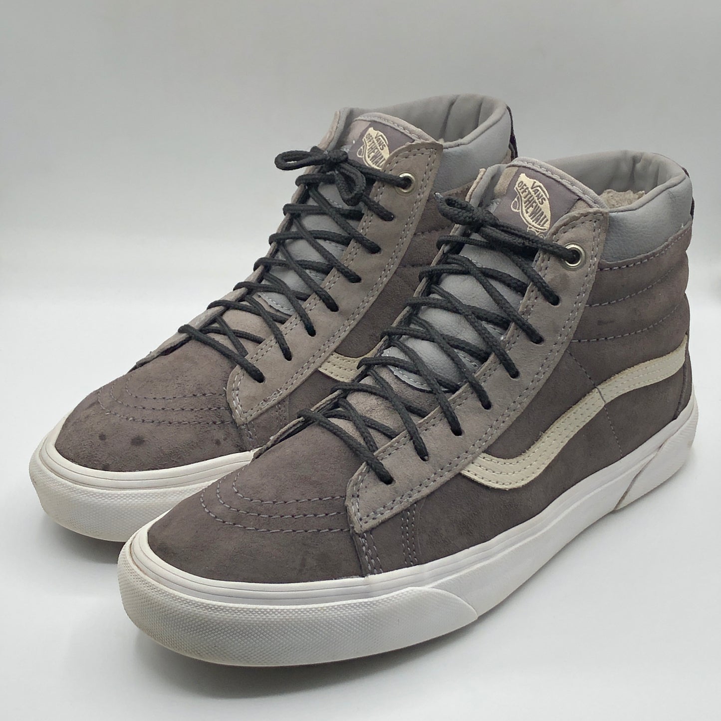 EUR SIZE 40 | Vans Atwood Shoes