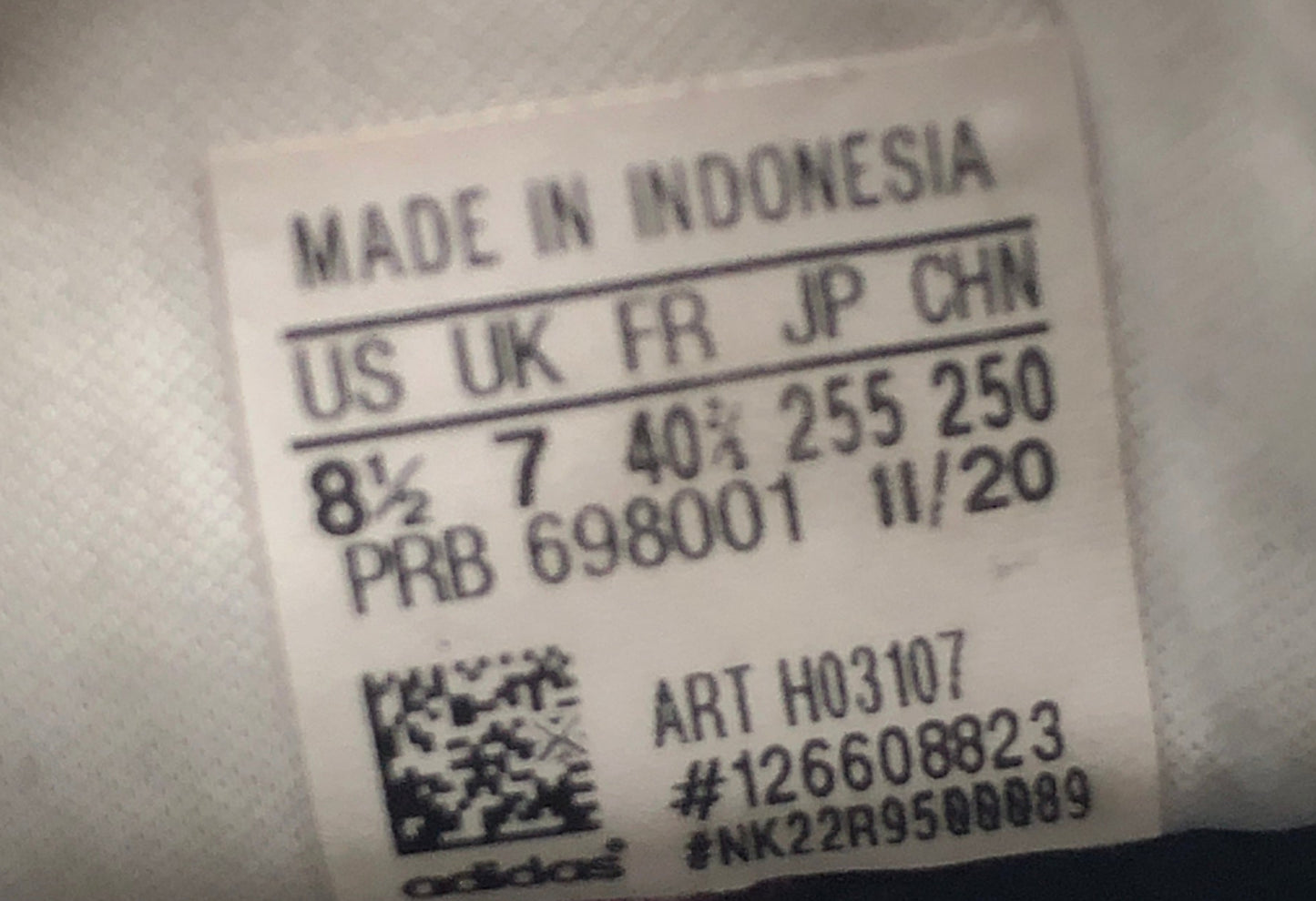 EUR SIZE 40.5 | ADIDAS SWIFT RUN