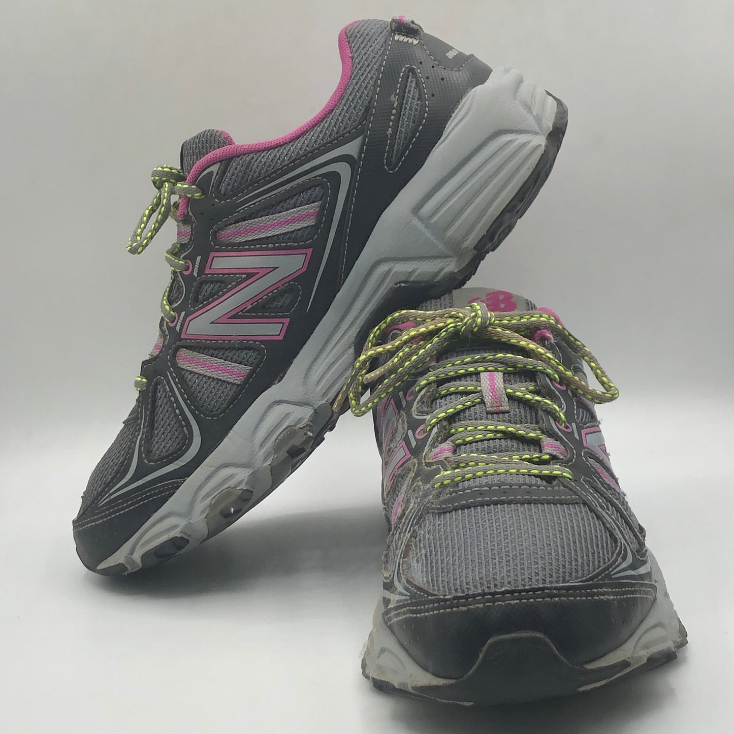 EUR SIZE 41 | NEW BALANCE 412V2