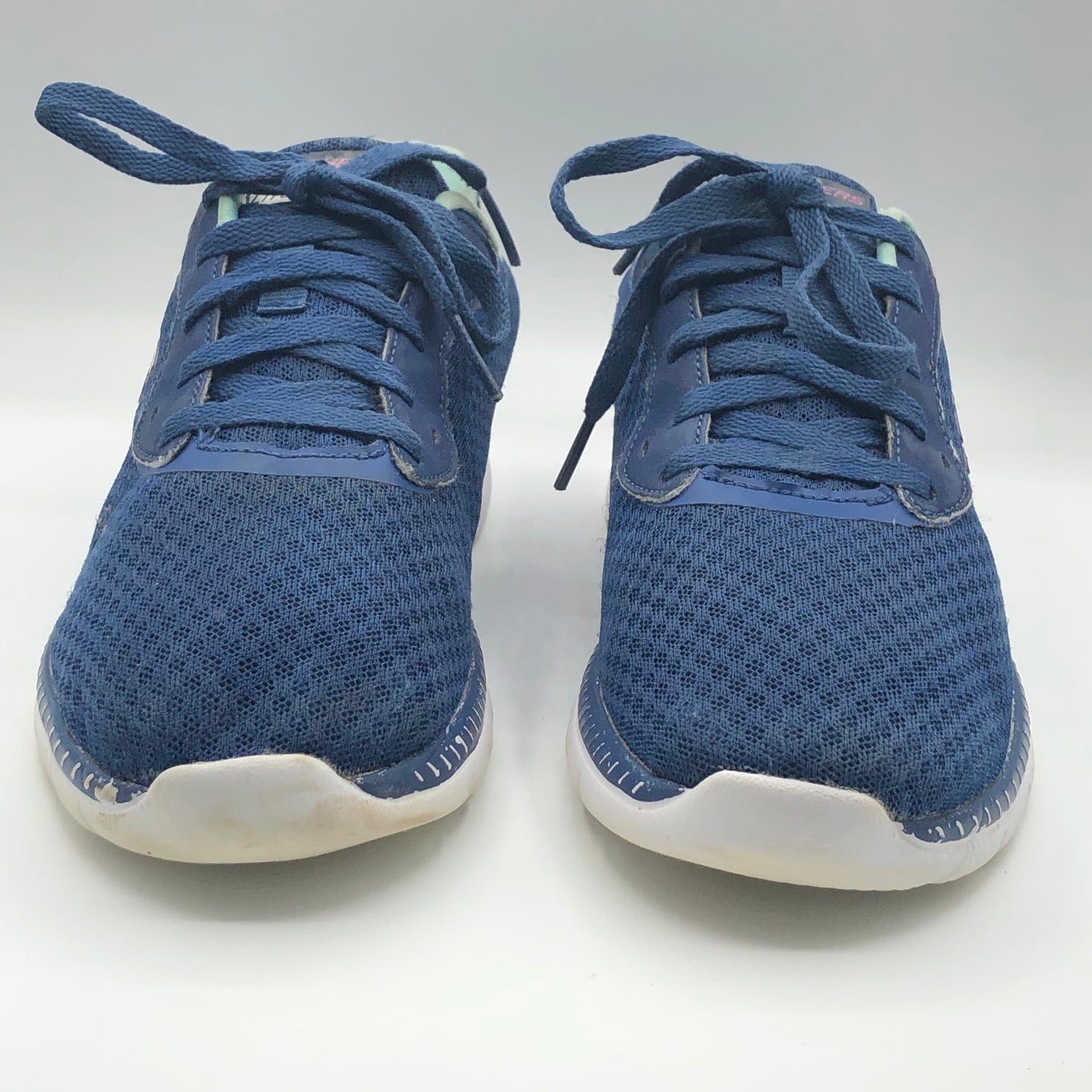 EUR 37.5 | casual sports scechers