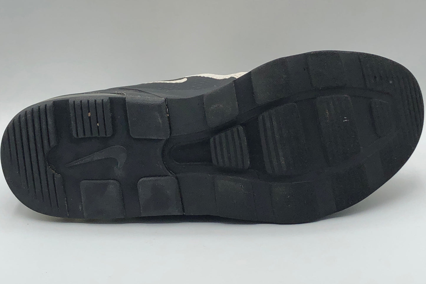 EUR SIZE 42 | Nike Air Max Motion