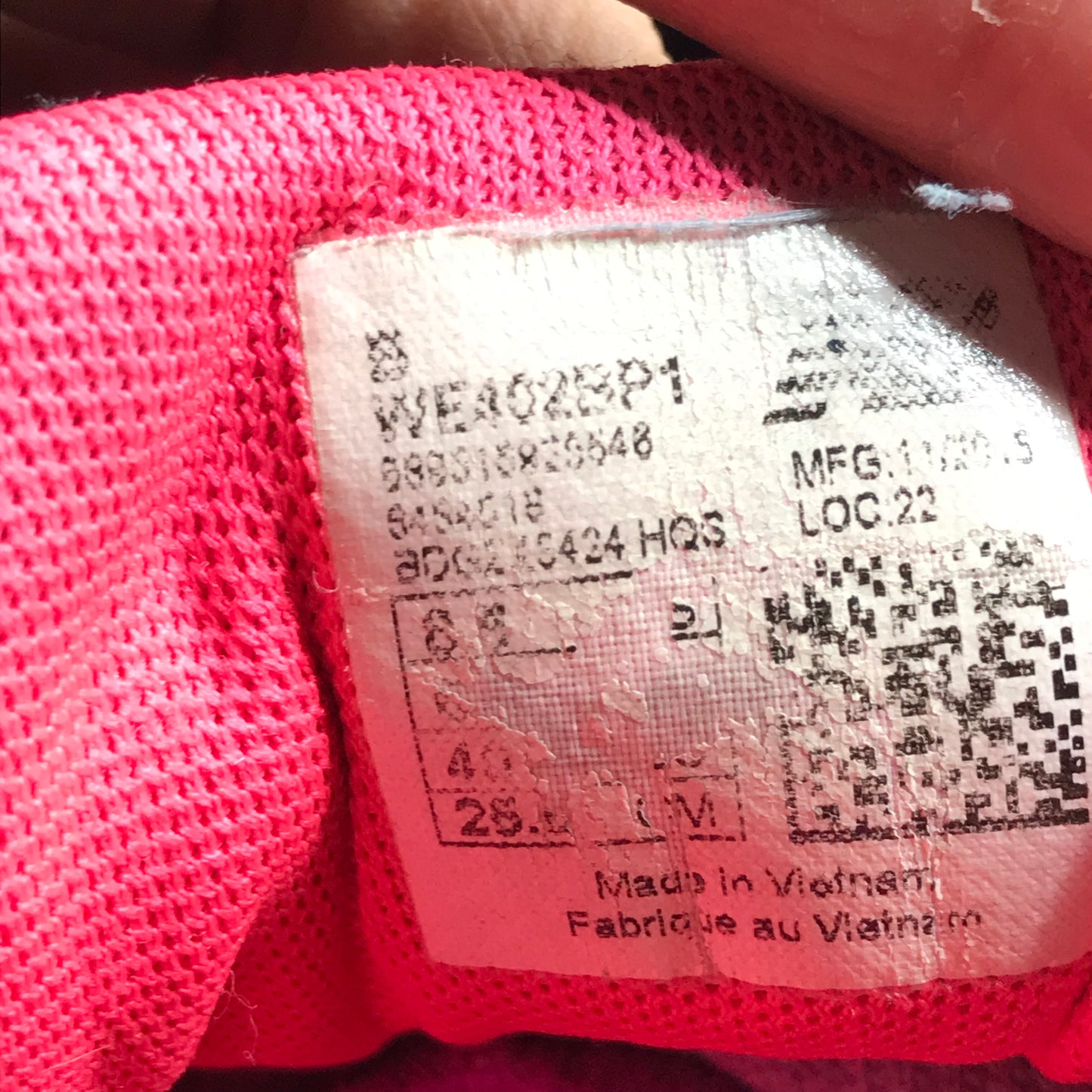 EUR SIZE 40 | New Balance 590 v5 sneaker