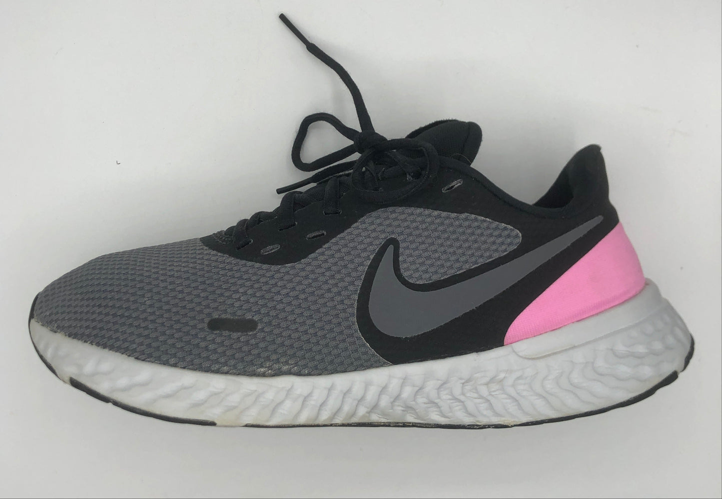 EUR SIZE 40.5 | Nike Revolution 5