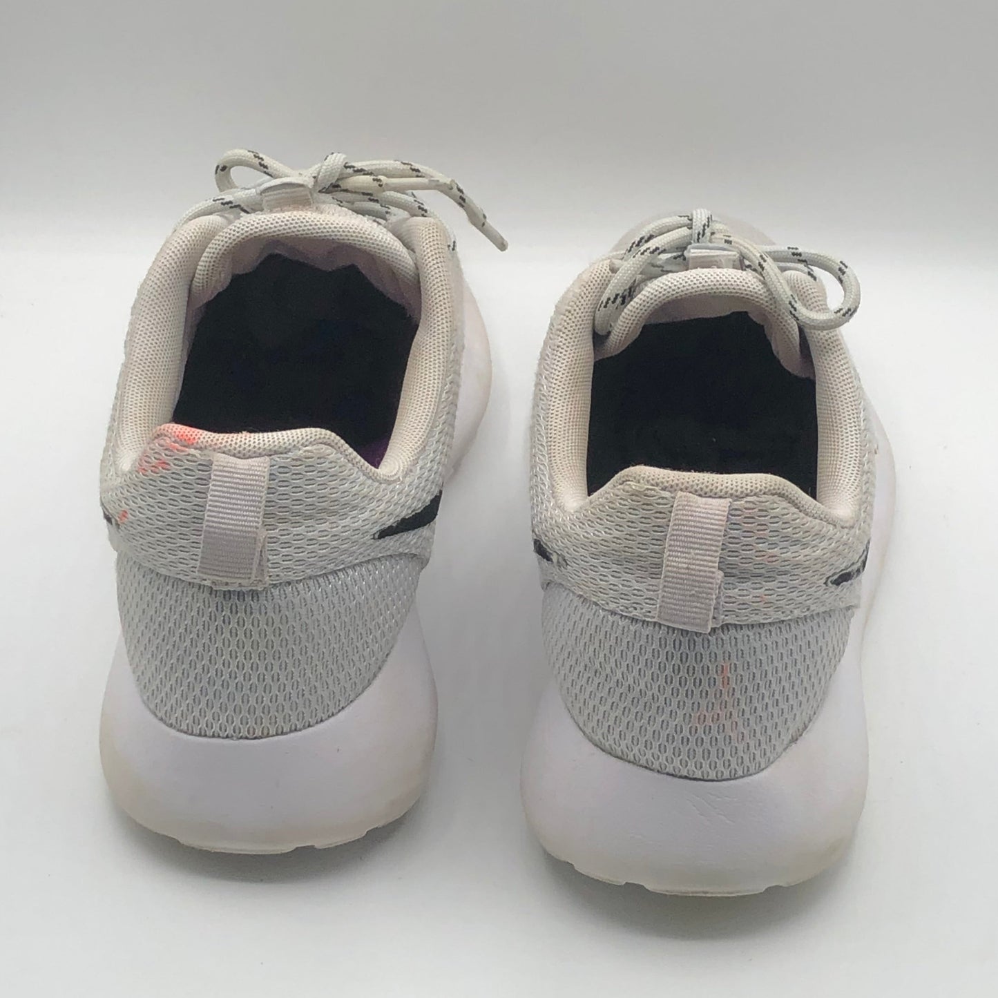EUR SIZE 40.5 | Nike Rosherun Suede Mens Running Shoes