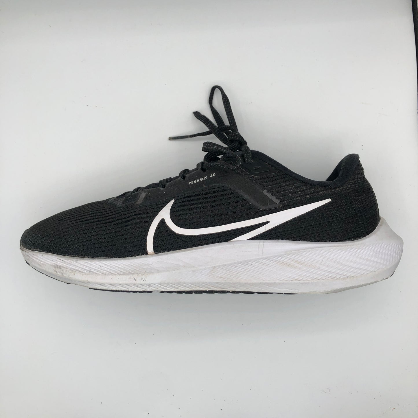 EUR SIZE 40 | NIKE SNEAKERS
