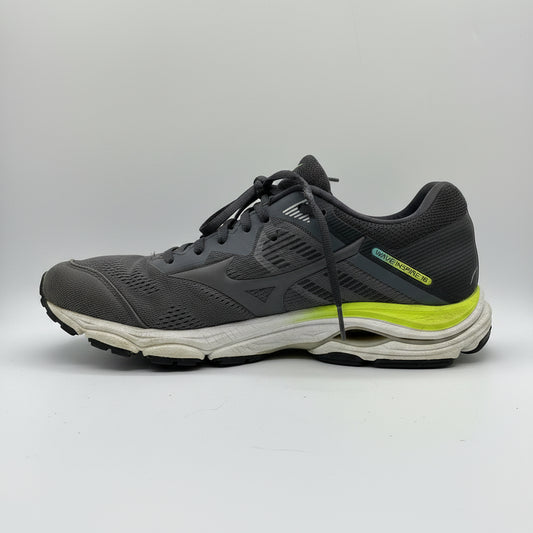 EUR SIZE 41 |  Mizuno Running/X-Train Shoes