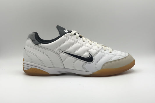 EUR SIZE 45 | Nike Tiempo X