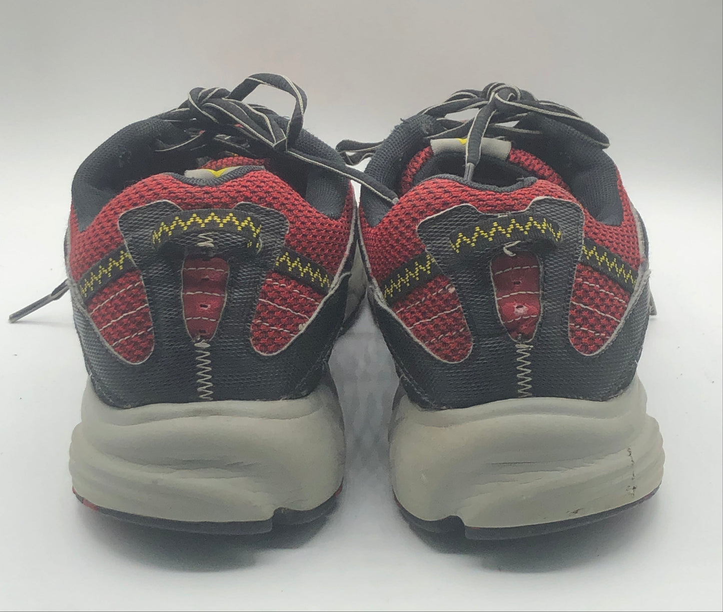 EUR SIZE 43 | Balance Sneakers for men