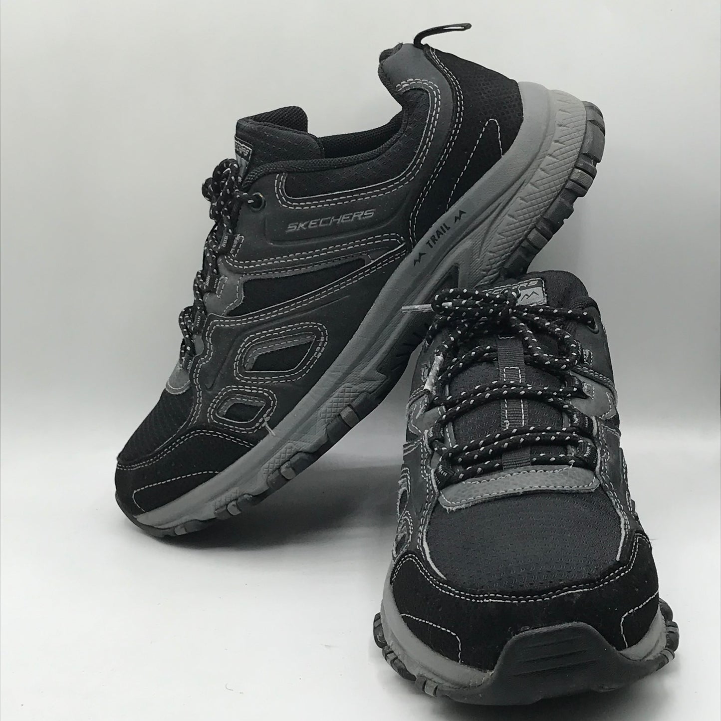 EUR SIZE 39.5 | black casual sneakers