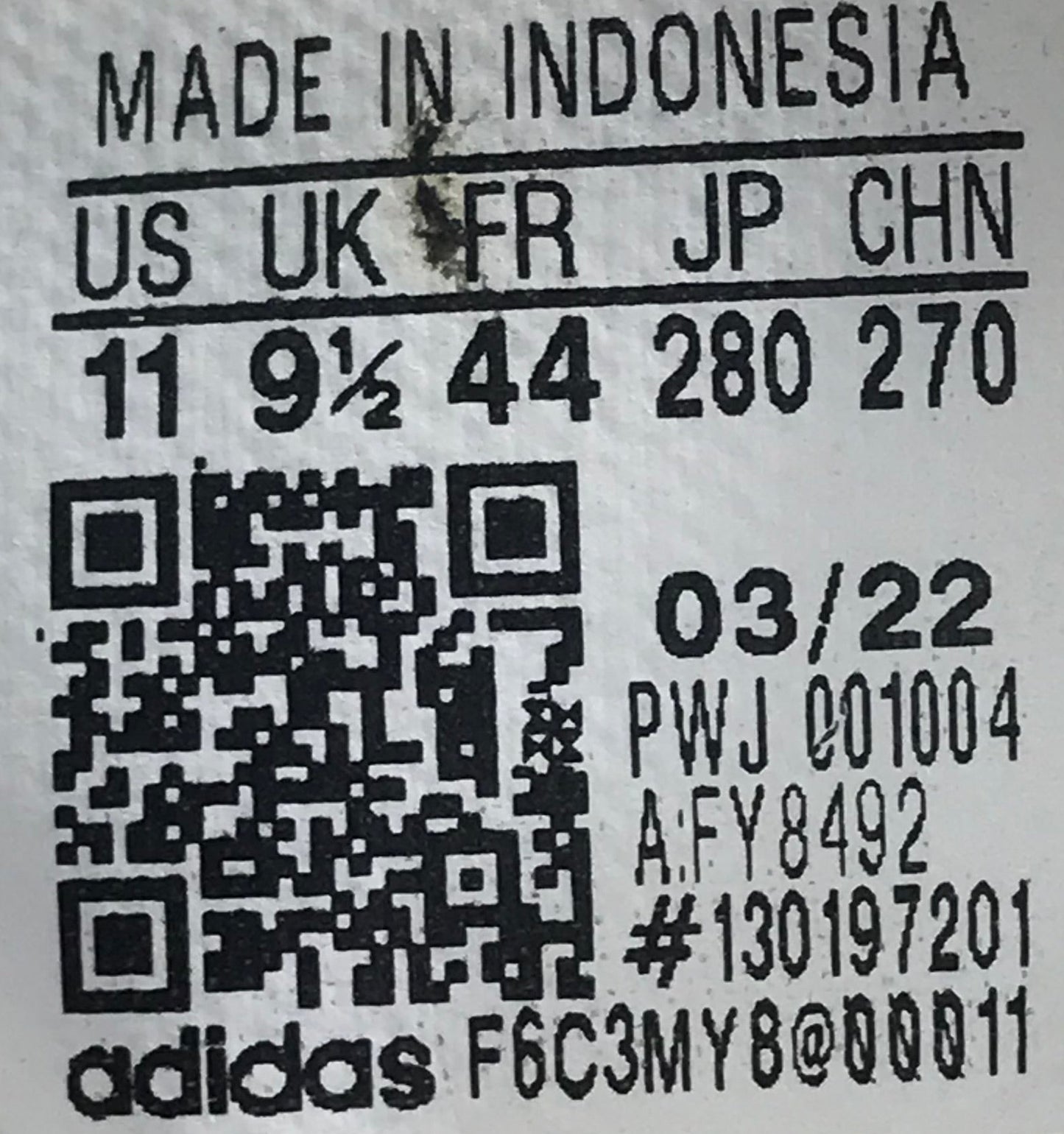 EUR SIZE 44 | ADIDAS STRUTTER