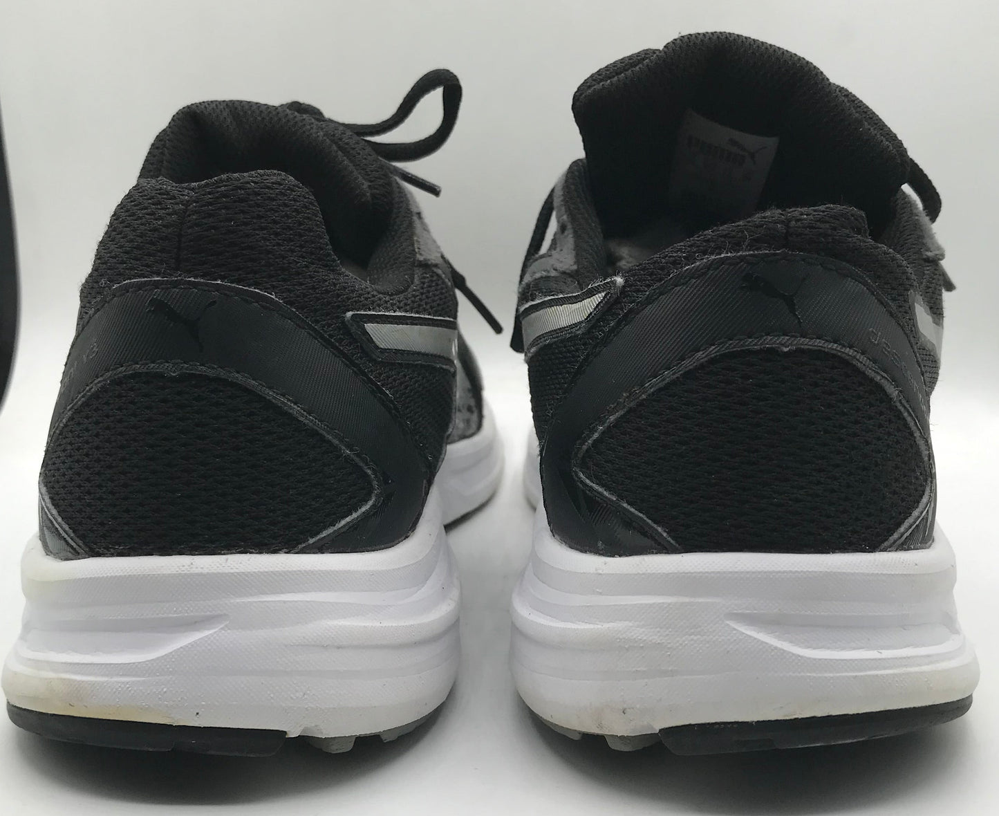 EUR SIZE 44.5 | Puma Descendant V3