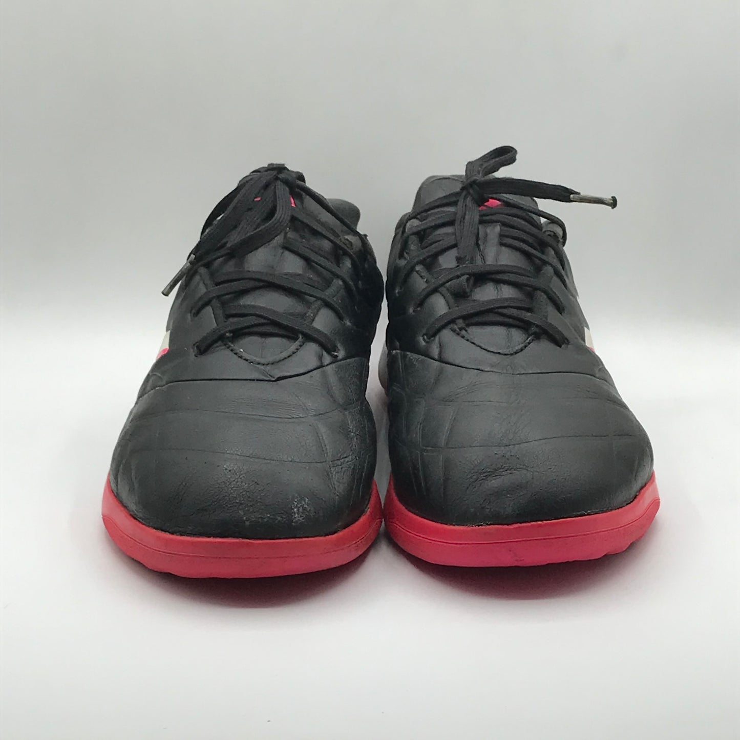 EUR SIZE 42.5 | Predator Tango Indoor Boots