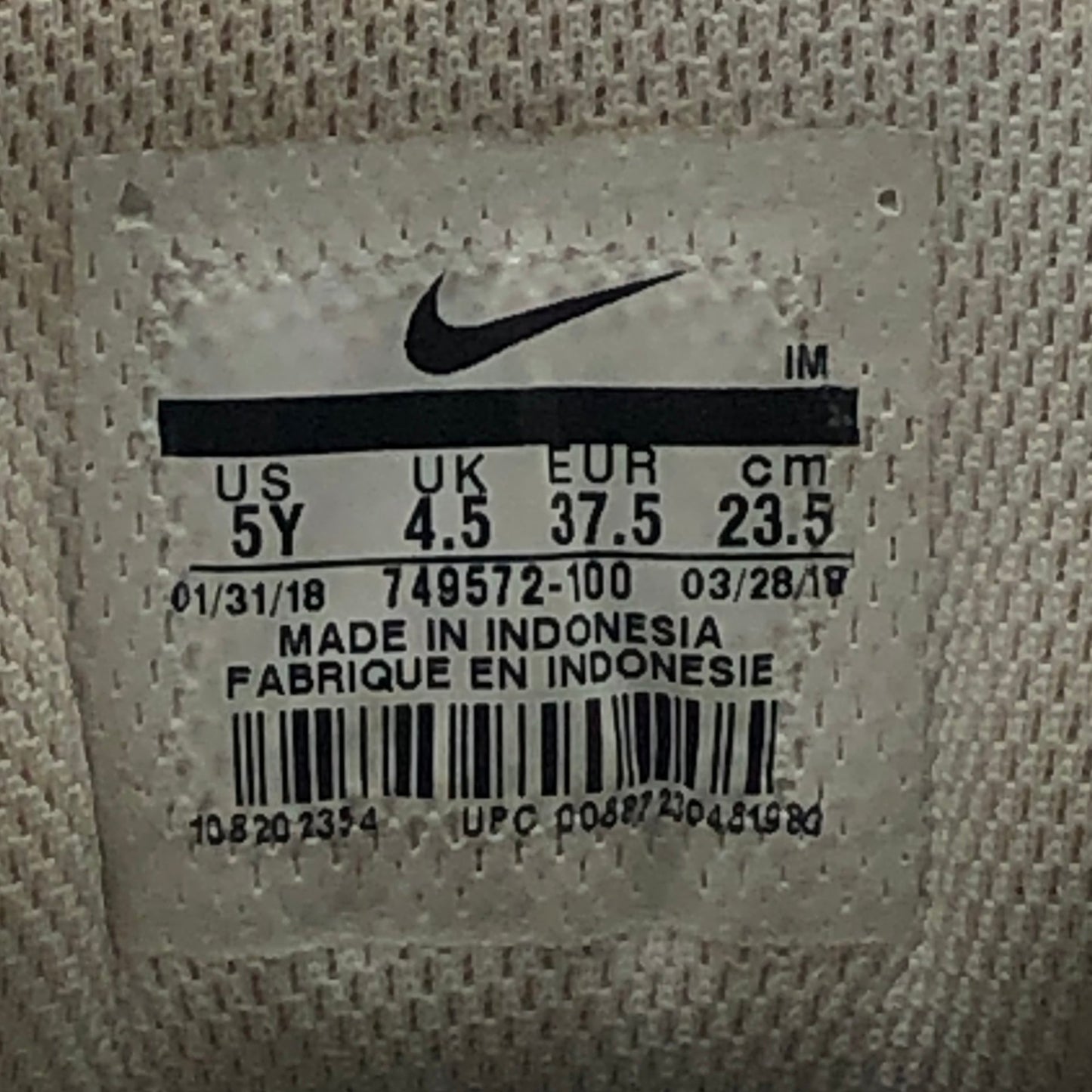 EUR SIZE 37.5 | Nike Air Invigor