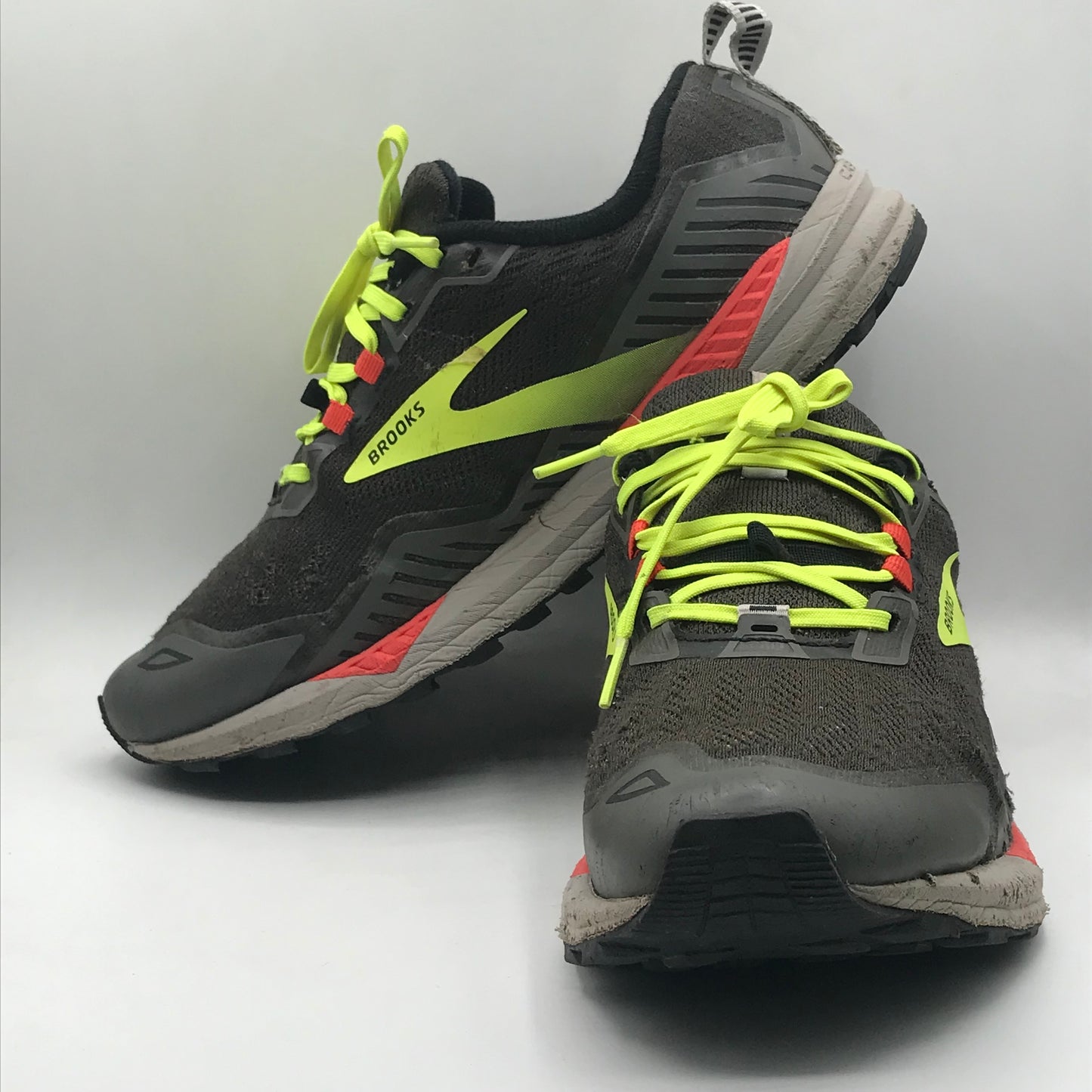 EUR SIZE 44 | Brooks Men's Cascadia 15