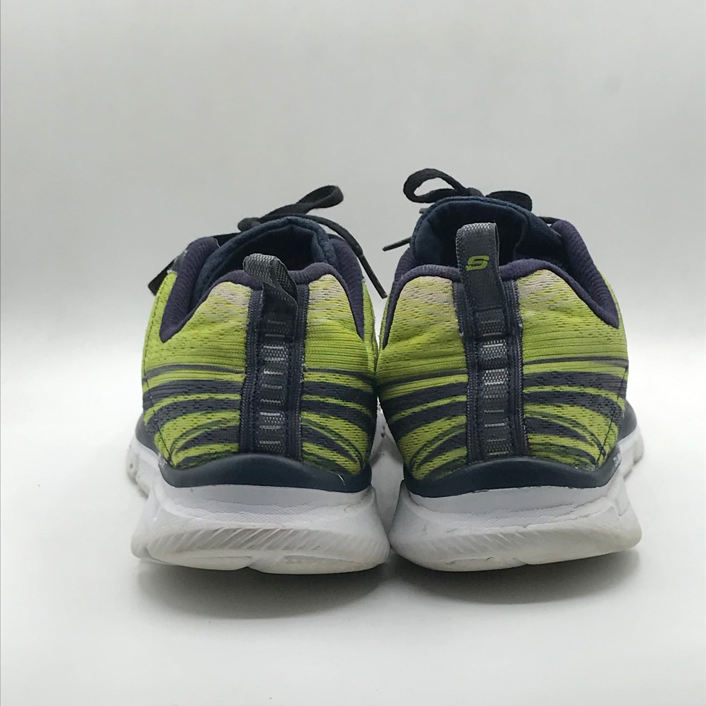 EUR SIZE 44 | Skechers running shoes