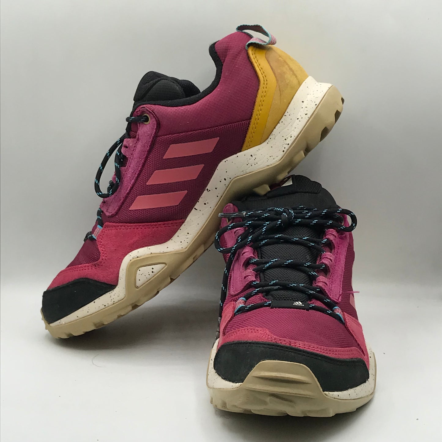EUR SIZE 42 | Adidas Kanadia TR7