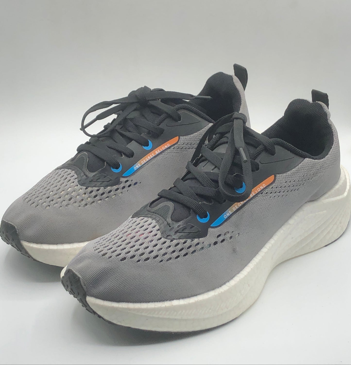 EUR SIZE 40 | Men Mesh Running Non-Marking Shoes