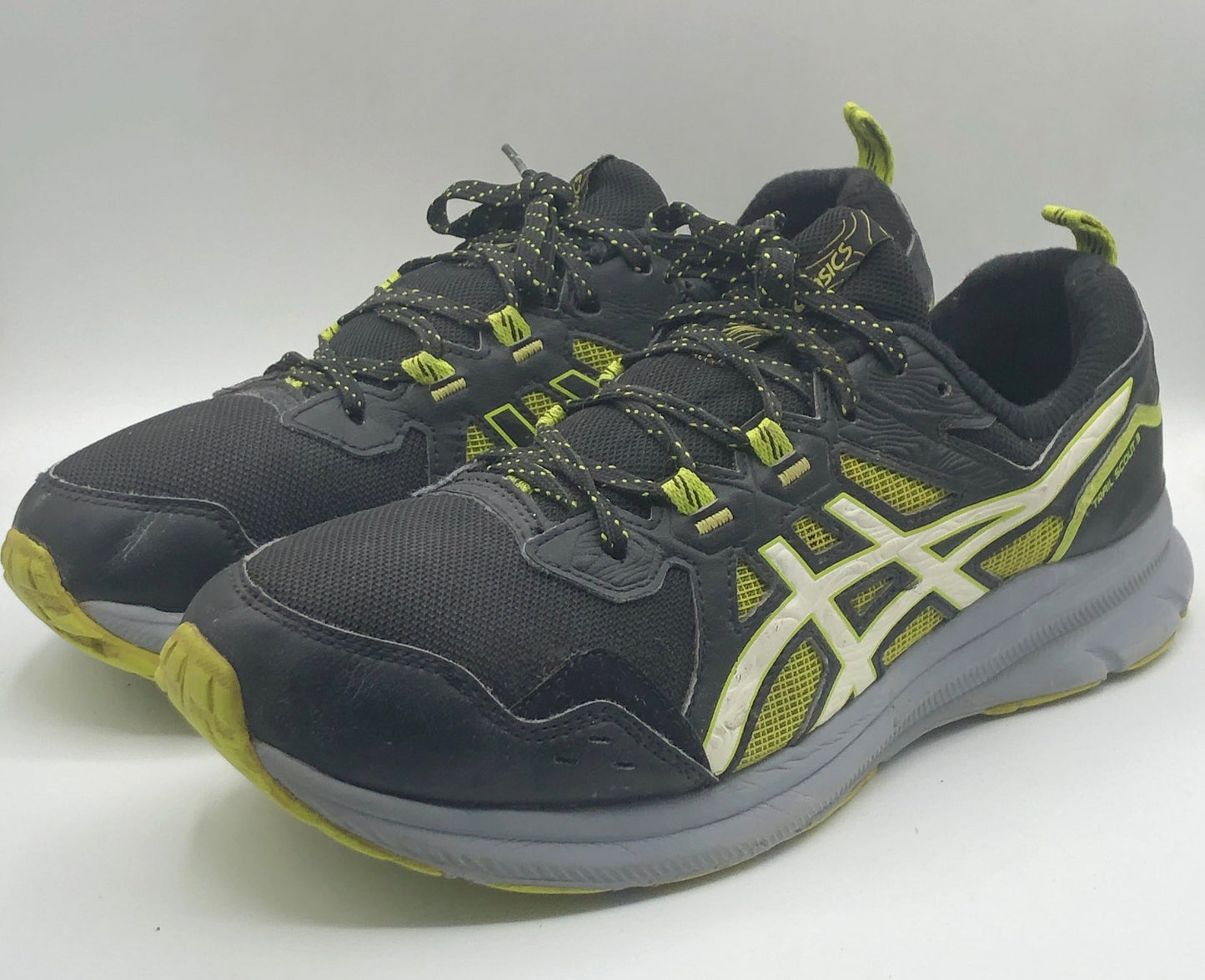 EUR SIZE 44 | Asics Trail Scout 3 mens Sneaker