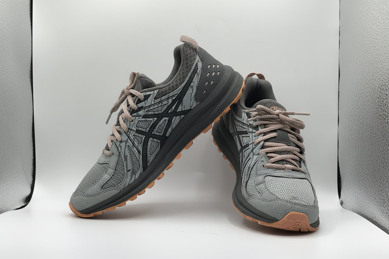 EUR SIZE 40.5 | Asics Frequent Trail Sneakers