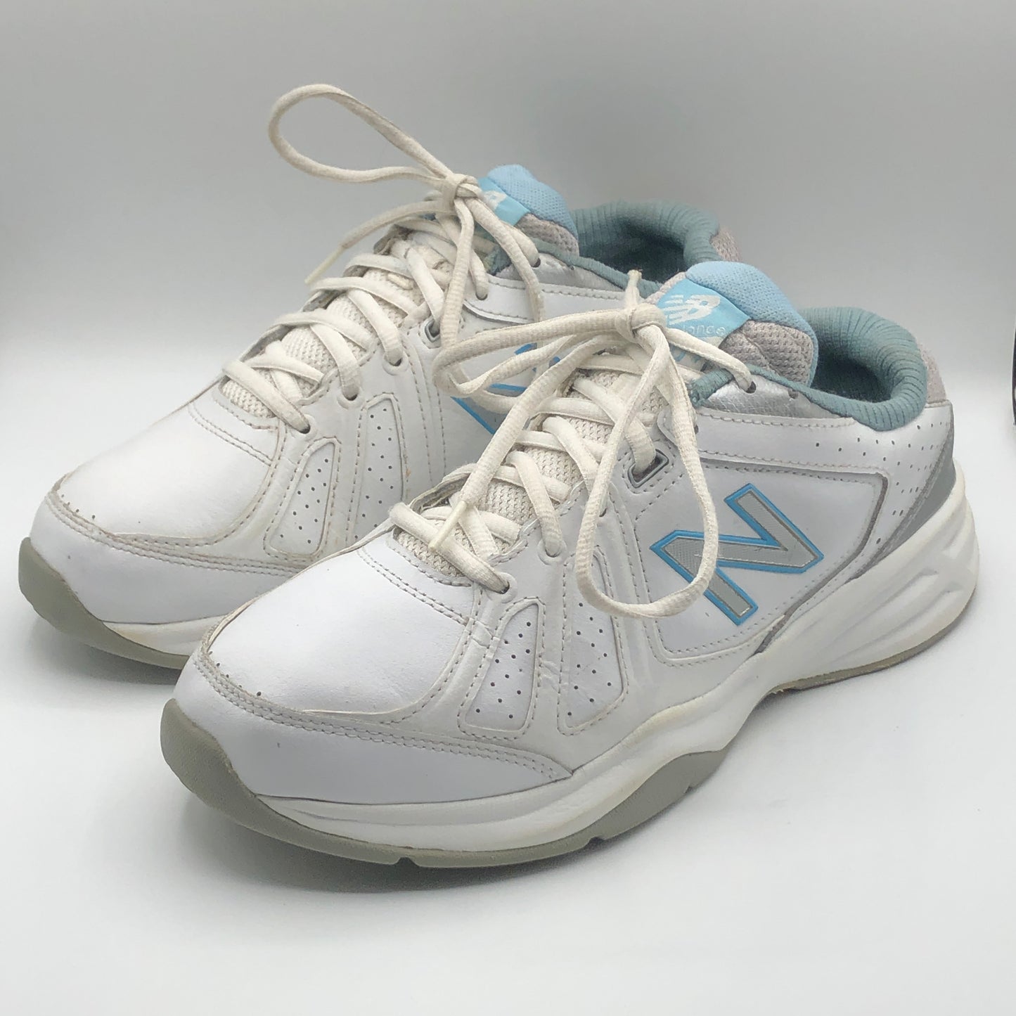 EUR SIZE 41 | New Balance 409 White Leather Cross Trainer