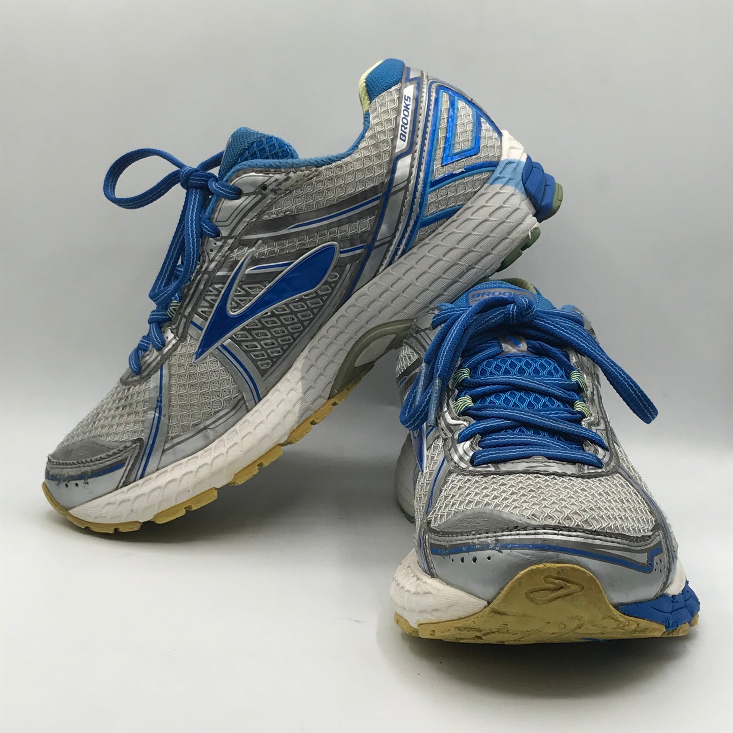 EUR SIZE 40 | Brooks Adrenaline GTS 15