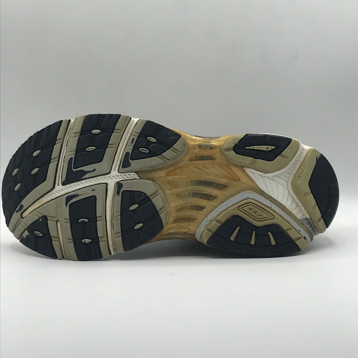 EUR SIZE 39 | ASICS GEL-EVOLUTION 6