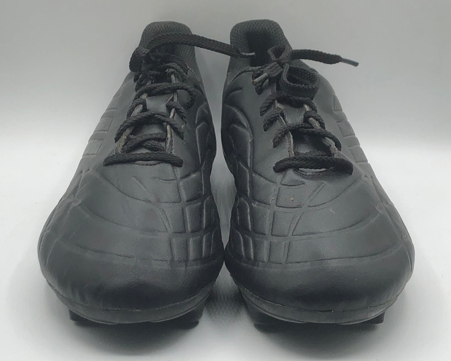 EUR SIZE 43.5 | Adidias Black Soccer toes