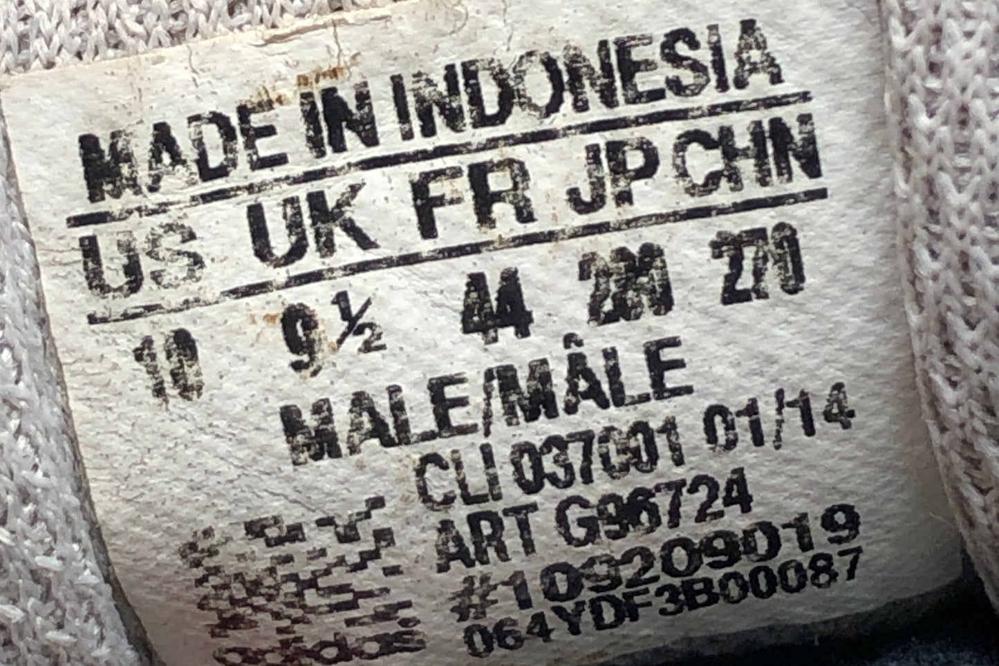 EUR SIZE 44 | Adidas ZX750