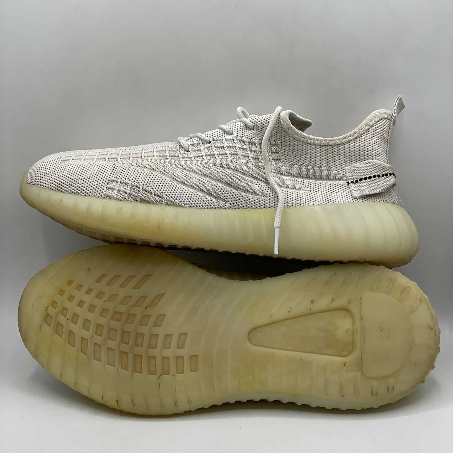 EUR SIZE 43 | Adidas Mens Yeezy 350