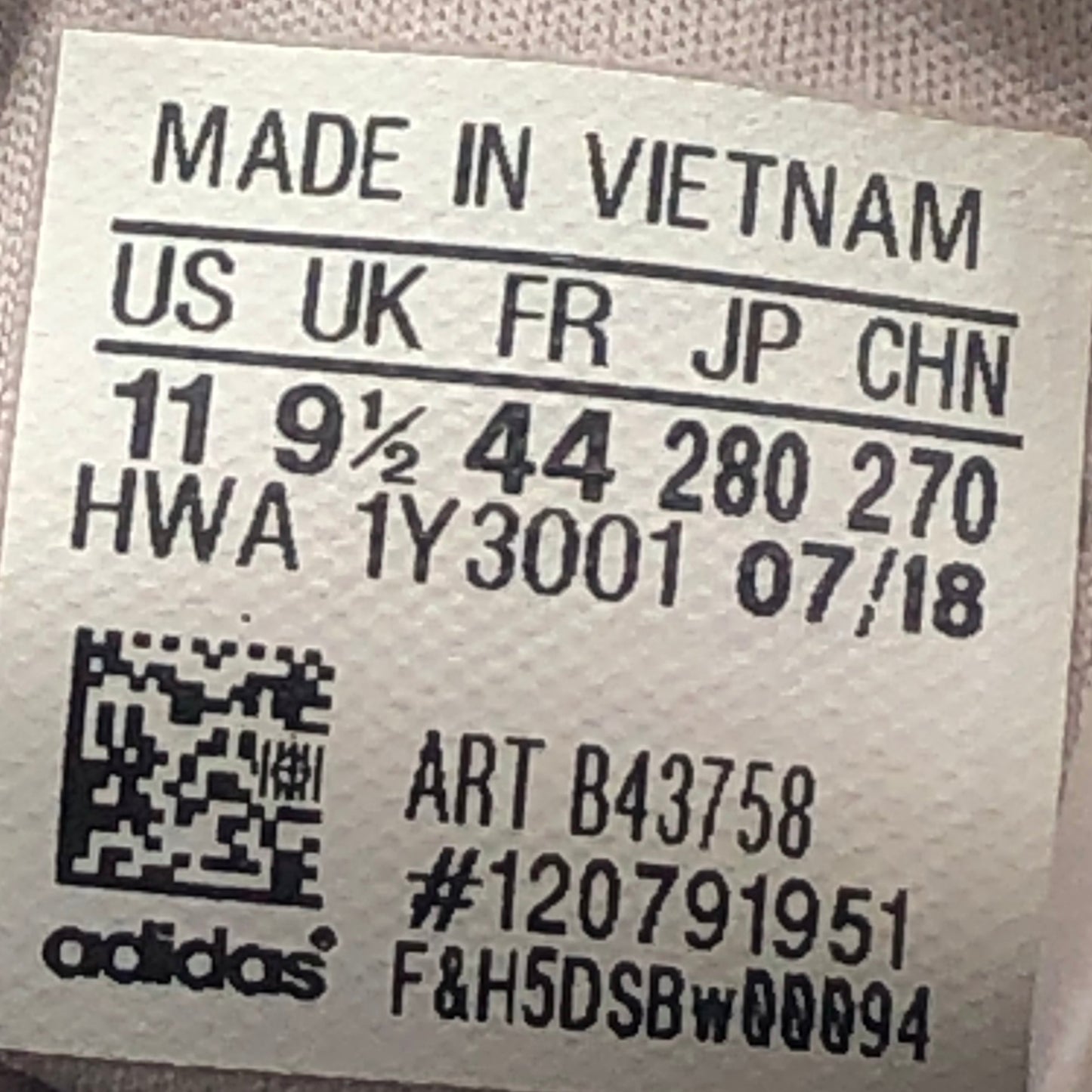 SIZE EUR 44 | adidas cloudfoam pink