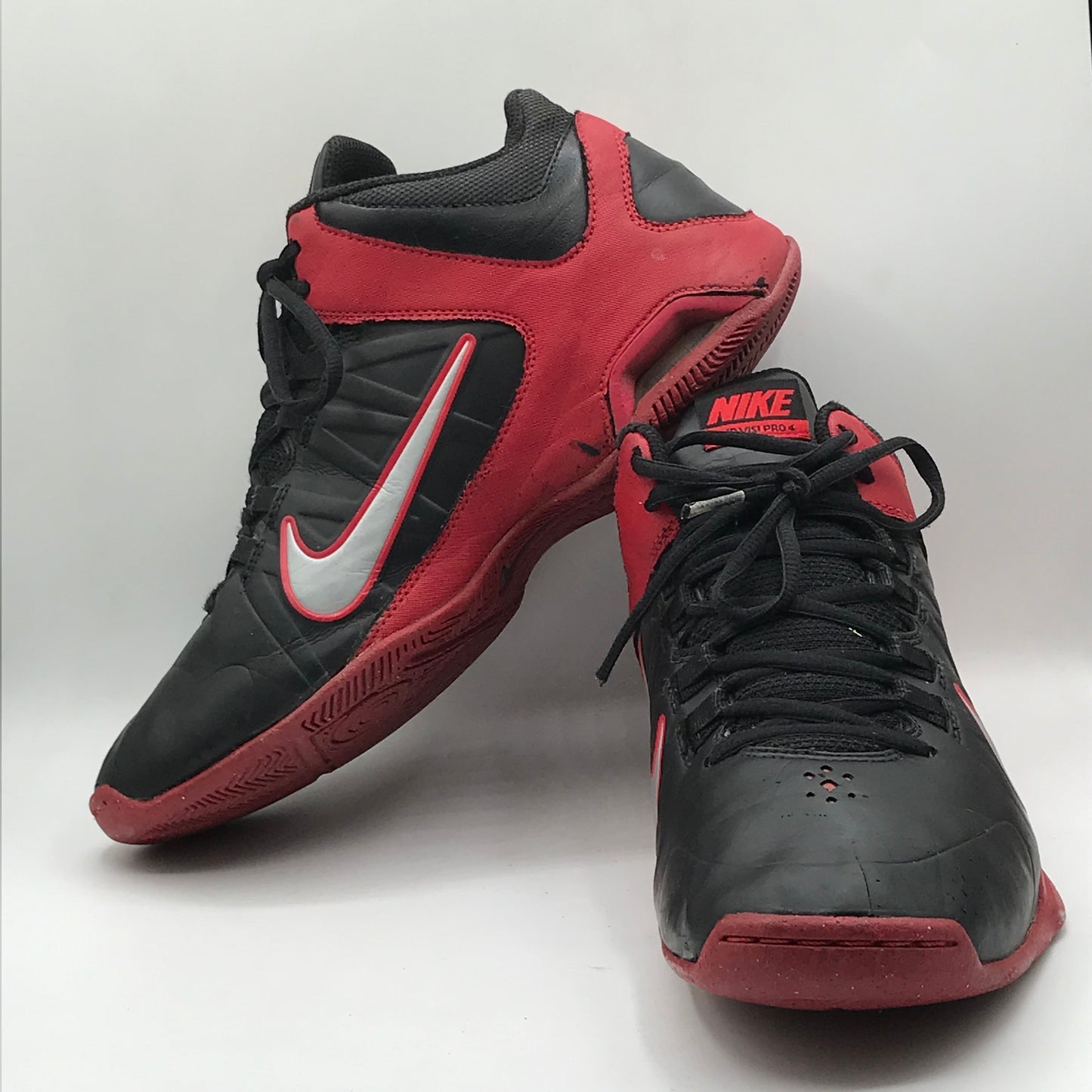 EUR SIZE 41 | Nike Air Visi Pro VI Nubuck basketball shoes.