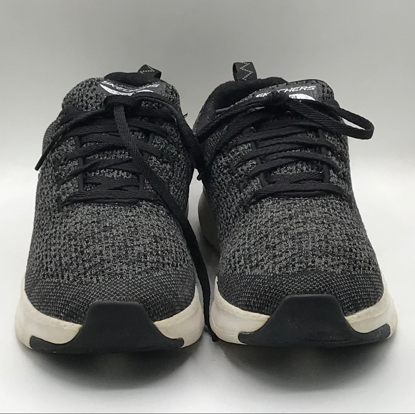 EUR SIZE 39 | SKECHERS ARCHFIT RUNNING SHOES