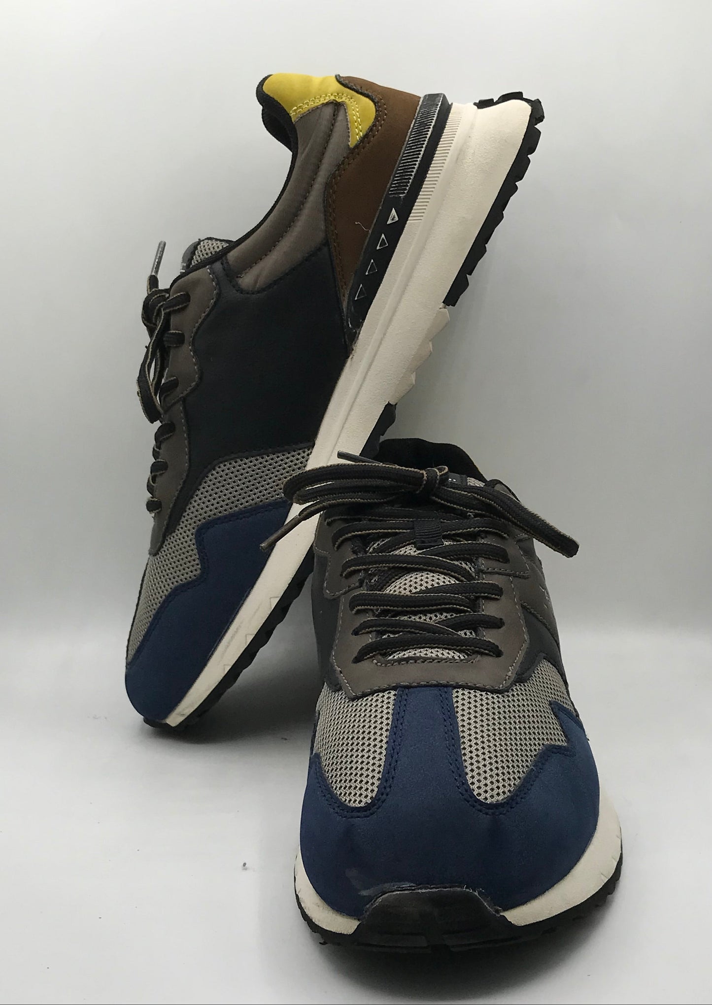 EUR SIZE 44 | Memphis One Sneaker