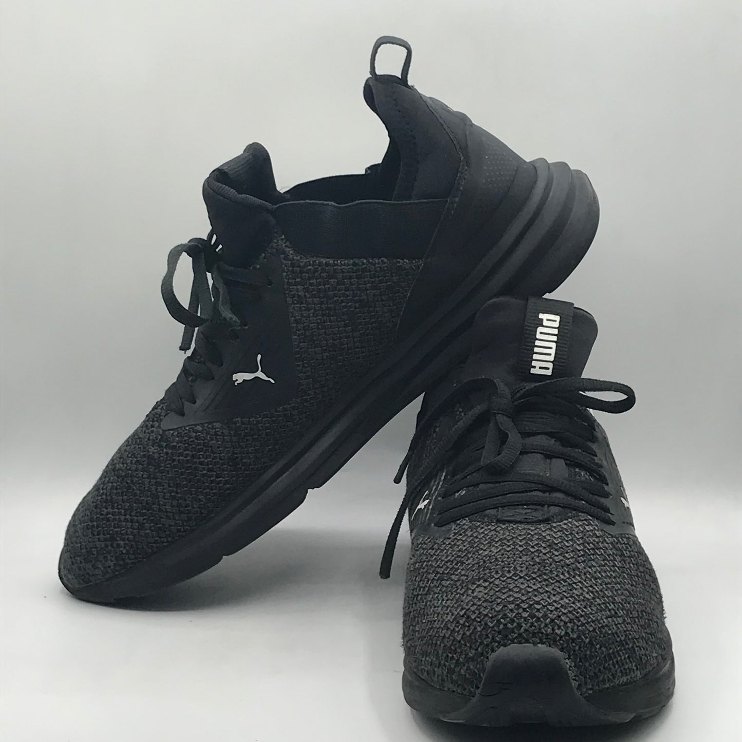 EUR SIZE 44.5 | Puma Men's Enzo Beta athletic shoe