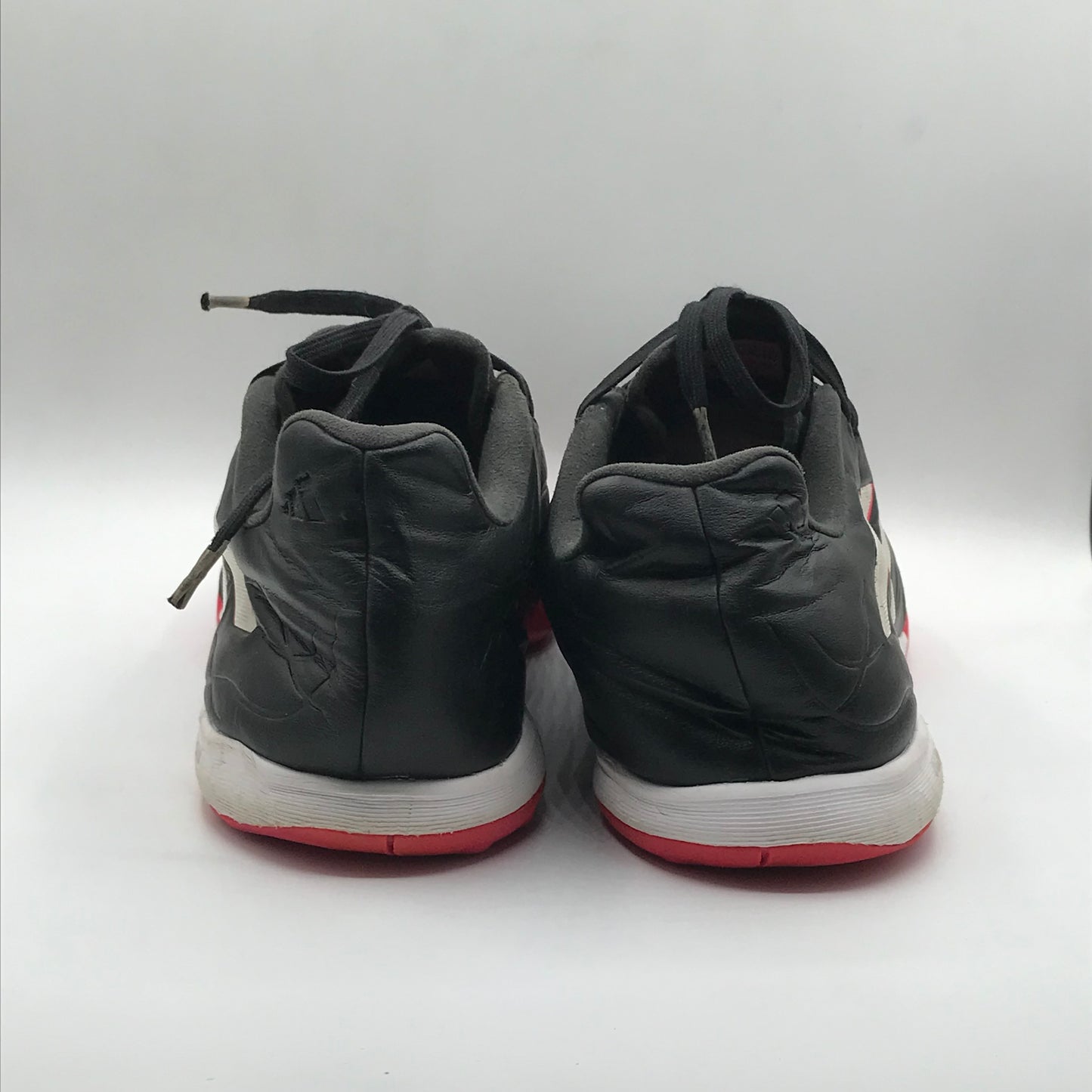 EUR SIZE 42.5 | Predator Tango Indoor Boots