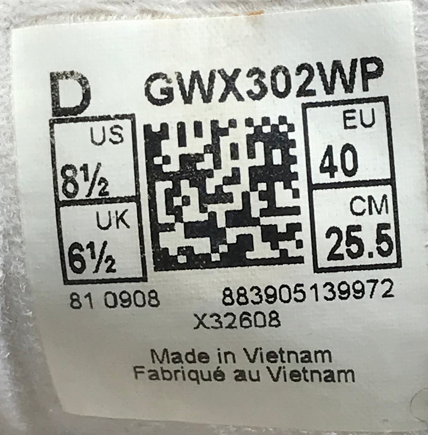 EUR SIZE 40 | NEW BALANCE 302