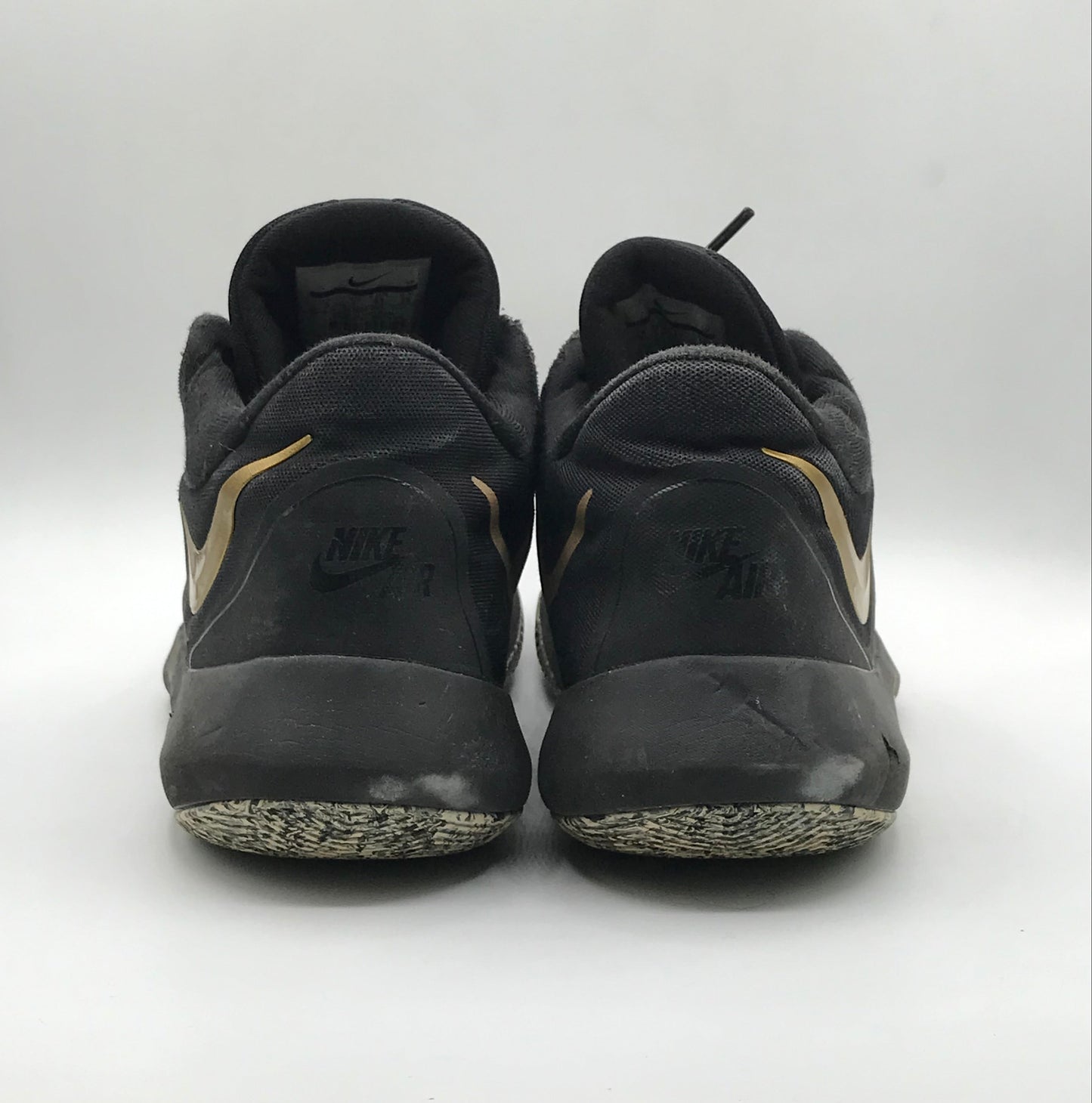 EUR SIZE 41 | Nike Kobe basketball shoes