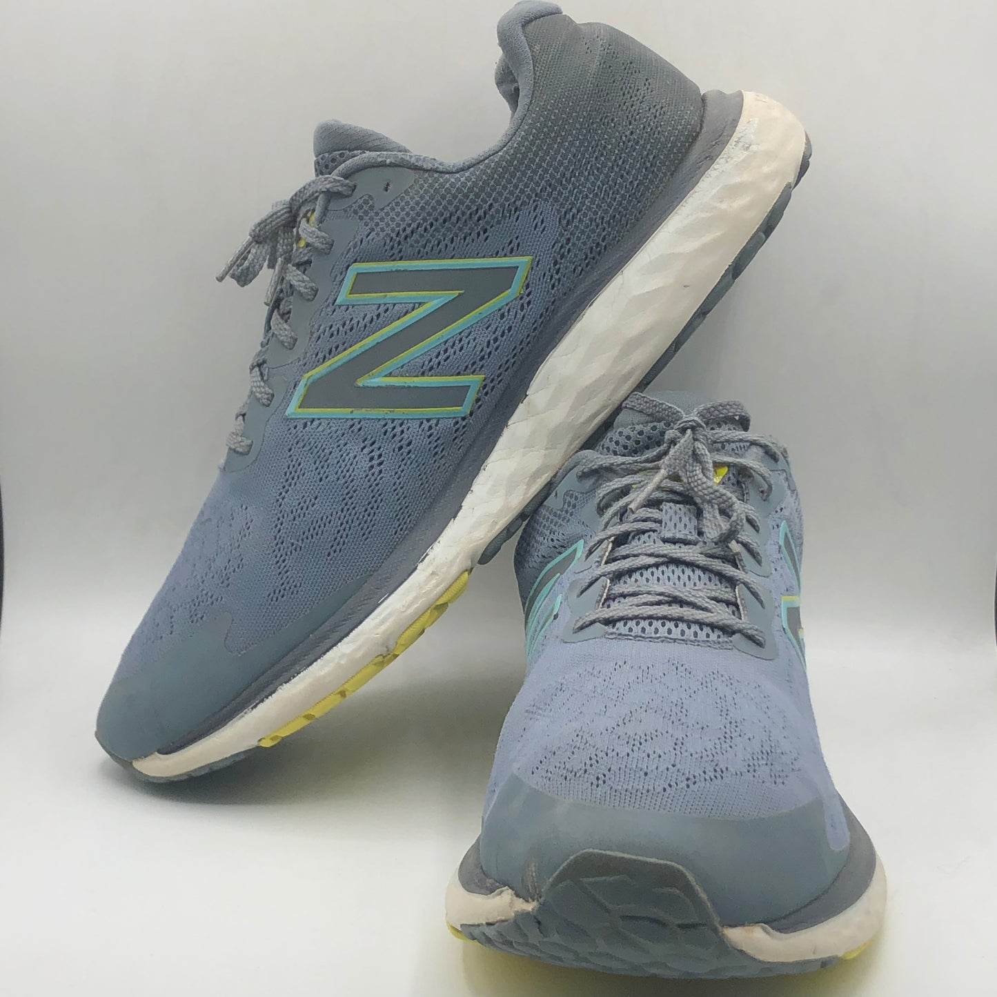 New Balance Fresh Foam 680v7 Light Cyclone