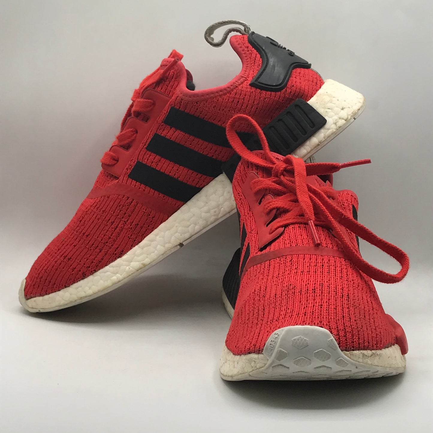 EUR SIZE 44 | Adidas NMD R1
