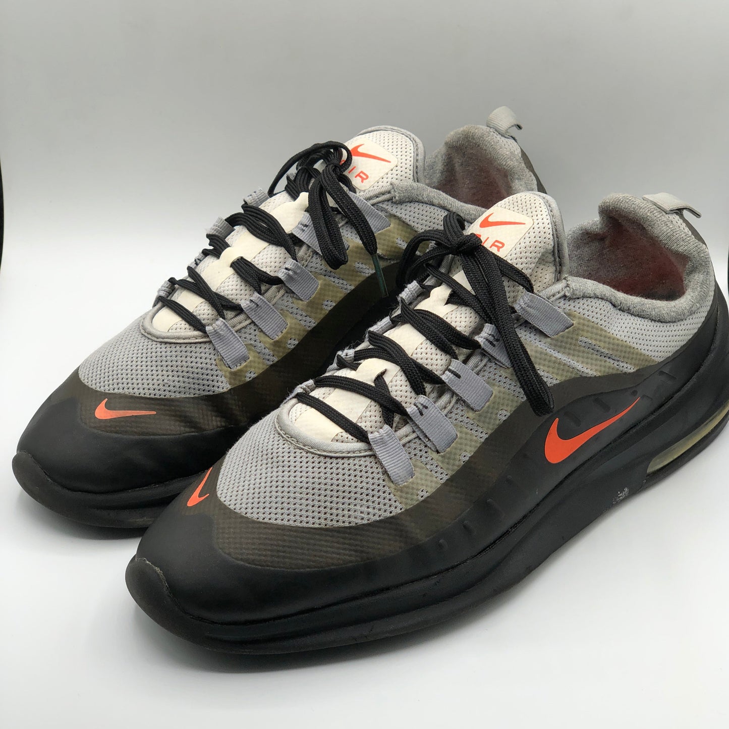 SIZE EUR 45 | Nike Air Max Axis Wolf Grey