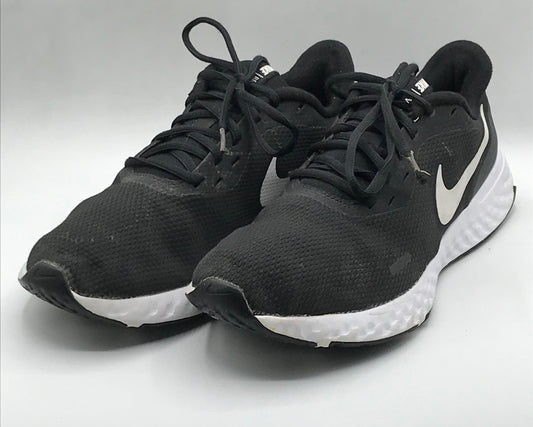 EUR SIZE 43 | Nike Revolution 7